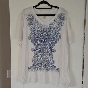 Just My Size By Hanes White and Blue Patterned Women TShirt Size 5X